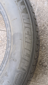 Резина мишлен M+S 225/60 R18 (4 фото из 7)