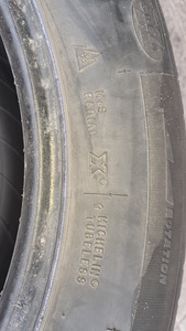 Резина мишлен M+S 225/60 R18 (6 фото из 7)