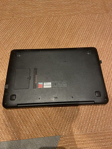 Sülearvuti Asus X555L (4 foto / 4)