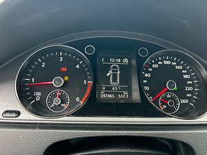 Volkswagen Passat B7 (10 foto / 12)