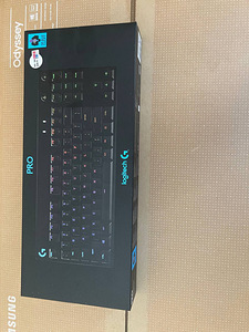 Logitech G Pro mehaaniline klaviatuur (3 foto / 3)