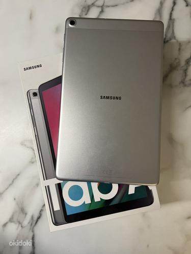 Samsung Galaxy Tab SM-T510 как новый, серебристый (фото #2)