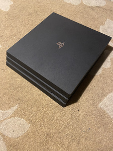 Ps4 pro, tasuta mängud kaasa (2 foto / 3)