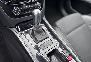 Peugeot 508. 2.0 Diesel 2015 (7 foto / 10)