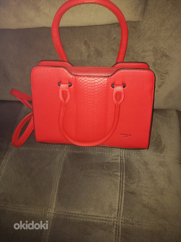 Красная сумочка (фото #1)