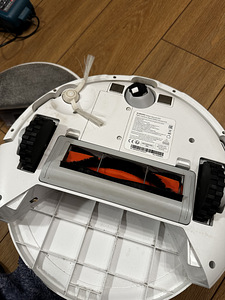 Xiaomi Robot Vacuum E10 (8 foto / 9)