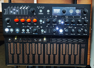 Arturia MicroFreak Stellar Limited Edition (2 foto / 3)