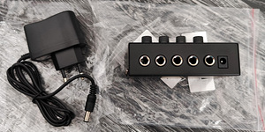 Behringer MicroAMP HA400 kõrvaklappide võimendi (2 foto / 4)