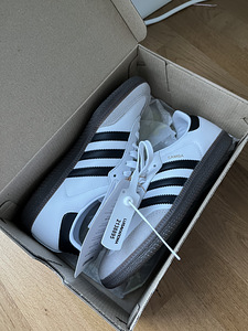 Uued Adidas Samba tossud (38) (2 foto / 2)