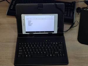 USB-клавиатура для планшета или телефона с диагональю до 10
