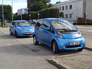Mitsubishi i-MiEV Webasto + Mürasummutus (8 foto / 15)