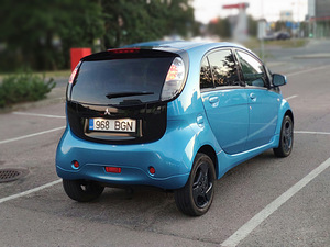 Mitsubishi i-MiEV Webasto + Mürasummutus (10 foto / 15)