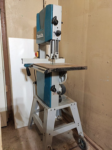 Lintsaag Makita LB1200F (1 foto / 1)