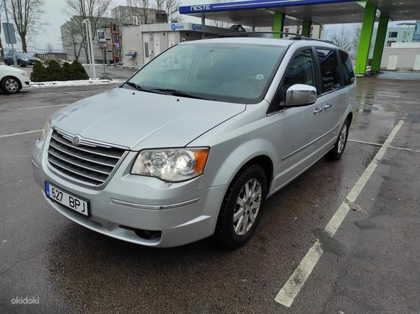 Chrysler Grand Voyager LIMITED Swivel 'n Go 2.8 120kw (фото #2)