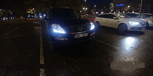 SsangYong Rexton (2 foto / 15)
