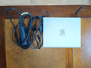 Fibaro Home Center 2 (2 foto / 2)