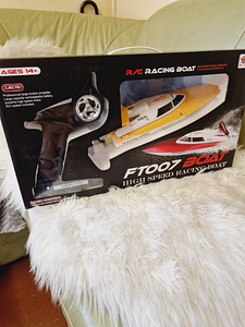 FT 007 Boat