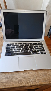 Apple MacBook Air Model A1466 (2 foto / 5)