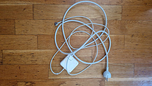 Apple MacBook Air Model A1466 (4 foto / 5)