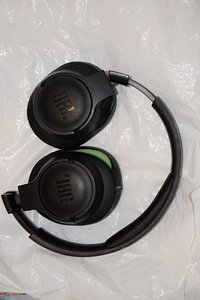 JBL Tune 700 BT juhtmevabad kõrvaklapid (2 foto / 2)
