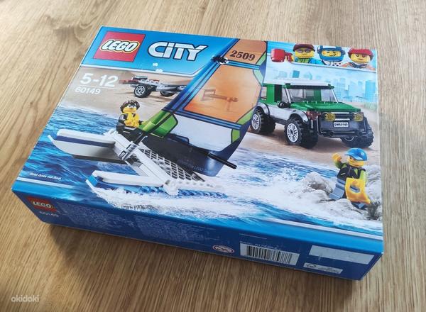 60149 LEGO City Harbour 4x4 с катамараном (фото #1)