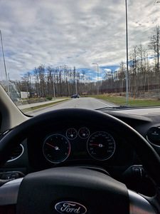 Müüa ford focus Ghia (2 foto / 12)