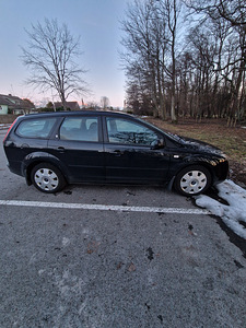 Müüa ford focus Ghia (12 foto / 12)