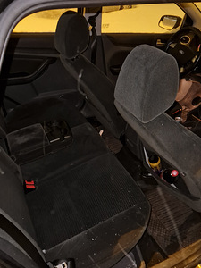 Müüa ford focus 1.6ti Ghia (3 foto / 9)