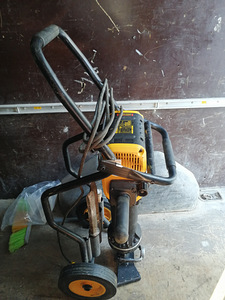Müün hakkurit DeWALT D25981 (4 foto / 4)