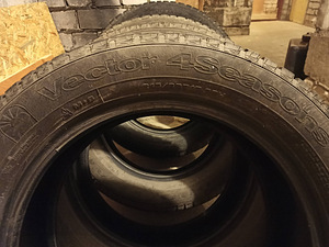 ШИНЫ R17 215/60 GOODYEAR VECTOR 4 СЕЗОНА (3 фото из 3)
