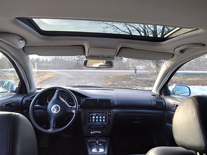 Volkswagen Passat (5 foto / 5)