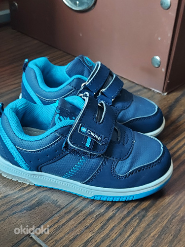 Обувь на ребёнка (фото #1)