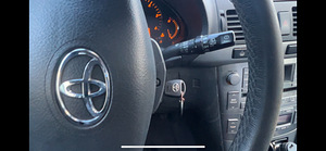 AutorentToyota Avensis (4 фото из 6)