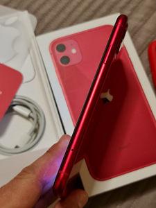 iPhone 11 (RED) 64 Gb (5 foto / 9)