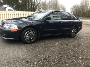 Вольво s40 (2 фото из 8)