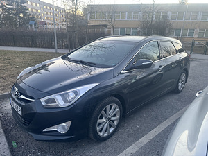 Hyundai i40 (1 фото из 12)