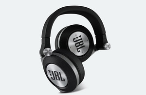 Kõrvaklapid JBL Synchros E50BT - hall/must (bt + juhtmega) (2 foto / 7)
