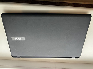 Ноутбук Acer (2 фото из 6)