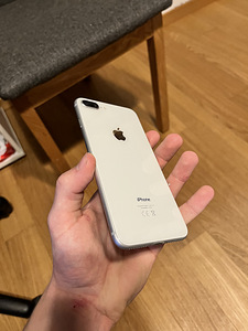Apple iPhone 8 Plus 256 ГБ (3 фото из 5)