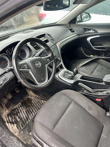 Opel Insignia varuosadeks (3 foto / 5)