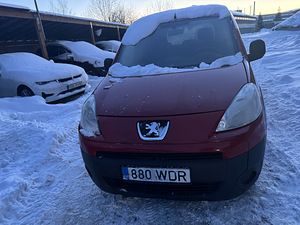 Peugeot Partner varuosadeks (2 foto / 8)