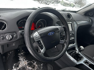 Ford Mondeo varuosadeks 2.0 diesel (4 foto / 4)
