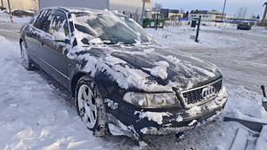 Audi s8 varuosadeks (4 foto / 10)