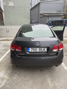 Lexus GS 300 (2 фото из 7)