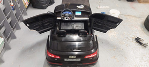 Müüa 180w laste elektriauto Audi Q5, nelivedu (4 foto / 7)