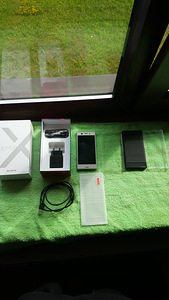 Сони xperia xz 1 компактный (4 фото из 6)