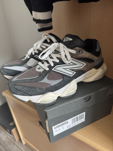 New balance 9060