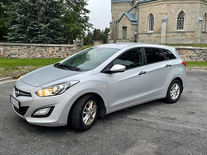 Hundai I30 (1 фото из 8)