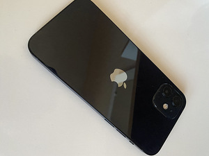 iPhone 12 64 ГБ (1 фото из 2)