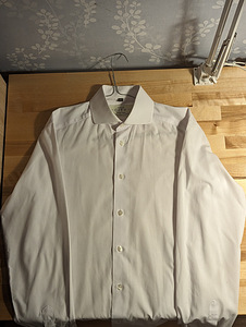 Сангар белая рубашка